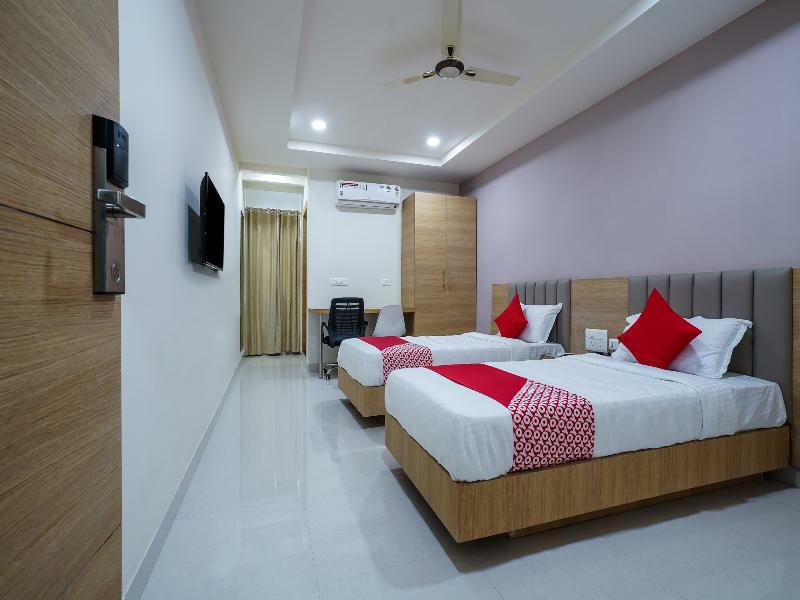 Fabhotel Prime Viraj Suites - Gachibowli - Nr Isb Hyderabad Bagian luar foto