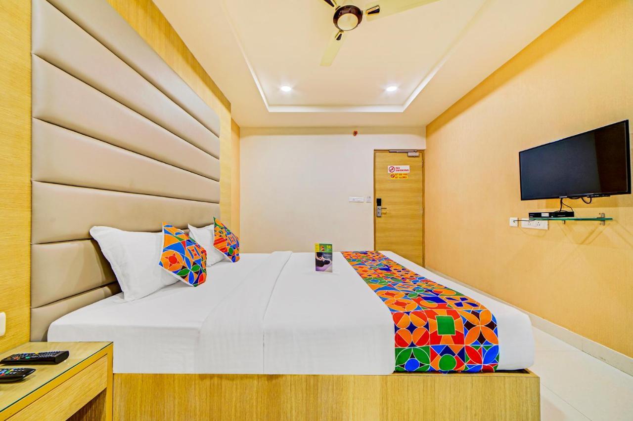 Fabhotel Prime Viraj Suites - Gachibowli - Nr Isb Hyderabad Bagian luar foto